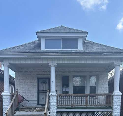 $99,000 - 3Br/2Ba -  for Sale in Chicago