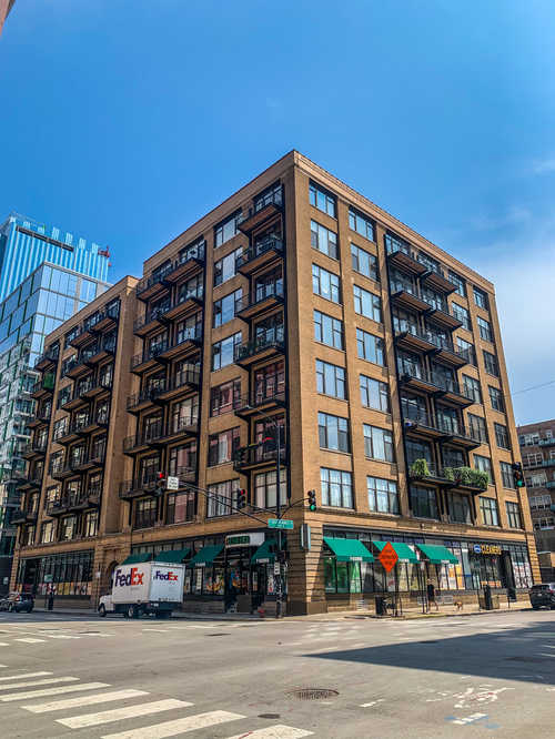$349,000 - 2Br/1Ba -  for Sale in Chicago
