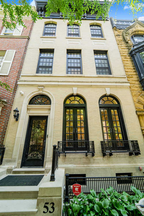 $4,500,000 - 5Br/9Ba -  for Sale in Chicago