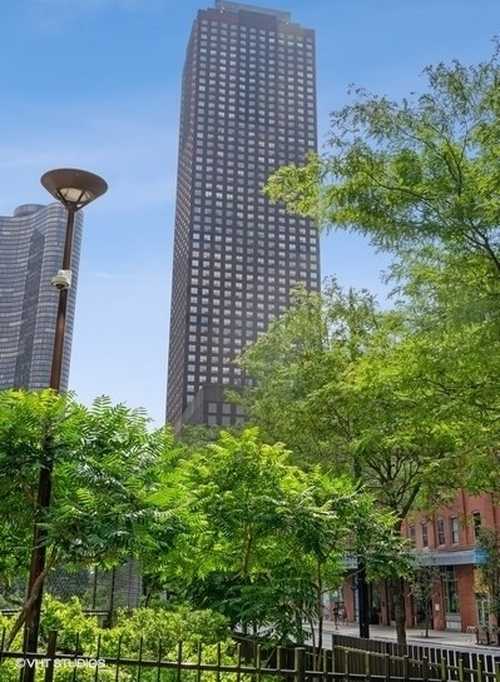 $205,000 - 0Br/1Ba -  for Sale in Chicago