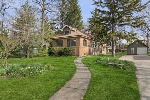 $499,000 - 4Br/2Ba -  for Sale in Silk Stocking, Des Plaines