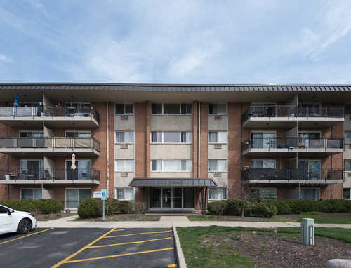 $209,900 - 2Br/2Ba -  for Sale in Arlington Heights