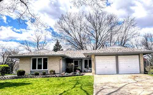 $360,000 - 3Br/2Ba -  for Sale in Indian Oaks, Bolingbrook