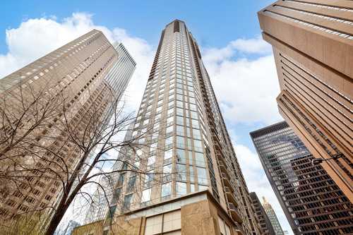 $420,000 - 2Br/2Ba -  for Sale in Chicago