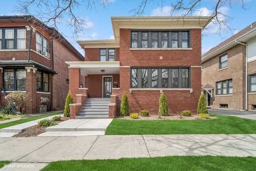 $698,500 - 4Br/4Ba -  for Sale in Chicago