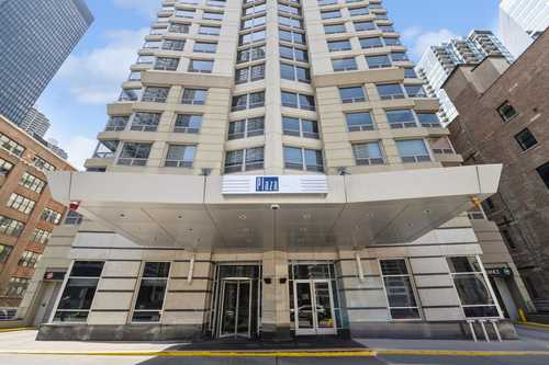 $400,000 - 2Br/2Ba -  for Sale in Plaza 440 Private Residences, Chicago