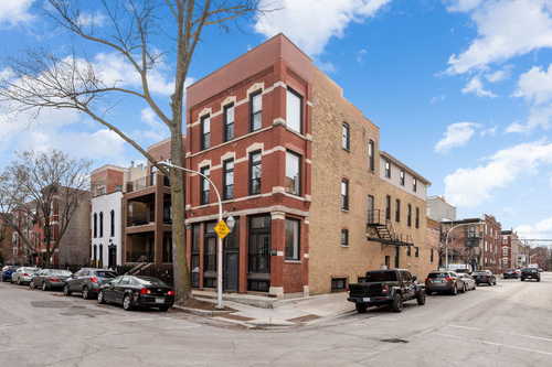 $549,900 - 3Br/3Ba -  for Sale in Chicago