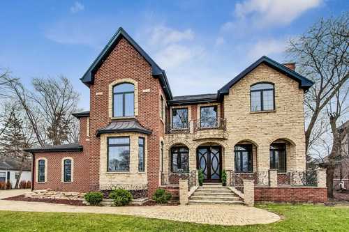 $1,489,900 - 4Br/5Ba -  for Sale in Northbrook
