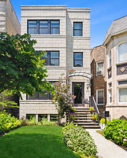 $1,775,000 - 5Br/5Ba -  for Sale in Chicago