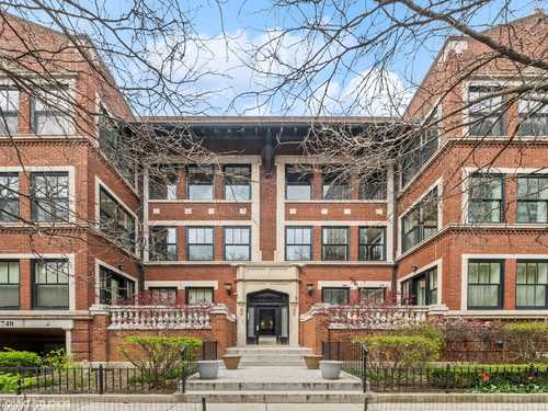 $1,300,000 - 4Br/4Ba -  for Sale in Chicago