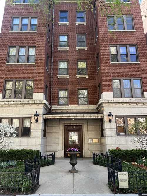 $169,900 - 0Br/1Ba -  for Sale in Chicago