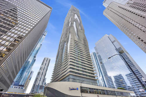 $569,000 - 1Br/1Ba -  for Sale in Chicago