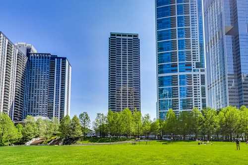 $999,000 - 2Br/2Ba -  for Sale in Chicago