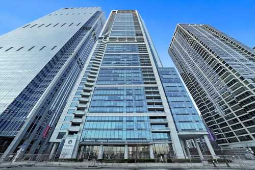 $699,999 - 2Br/2Ba -  for Sale in Chicago