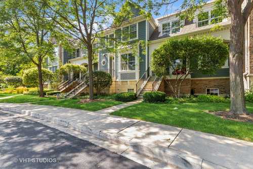 $489,000 - 3Br/3Ba -  for Sale in Liberty Grove, Libertyville