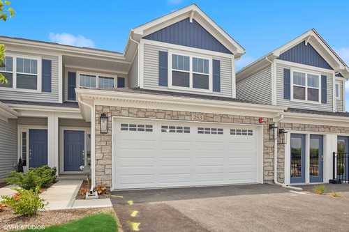 $432,400 - 2Br/3Ba -  for Sale in Mill Creek, Addison