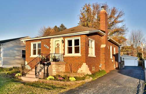 $494,900 - 3Br/2Ba -  for Sale in Elmhurst