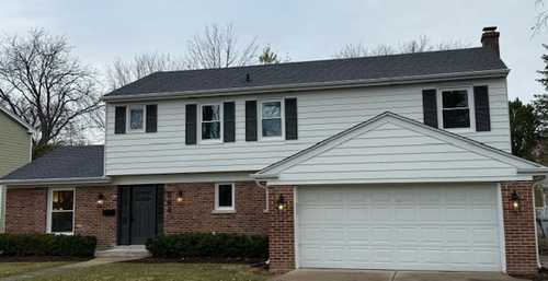 $689,000 - 4Br/3Ba -  for Sale in Glen Ellyn