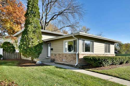 $499,900 - 3Br/2Ba -  for Sale in Elmhurst