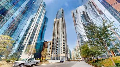 $395,000 - 1Br/1Ba -  for Sale in Chicago