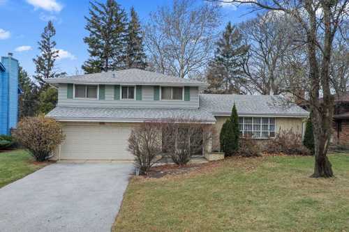 $525,000 - 4Br/3Ba -  for Sale in Glen Ellyn