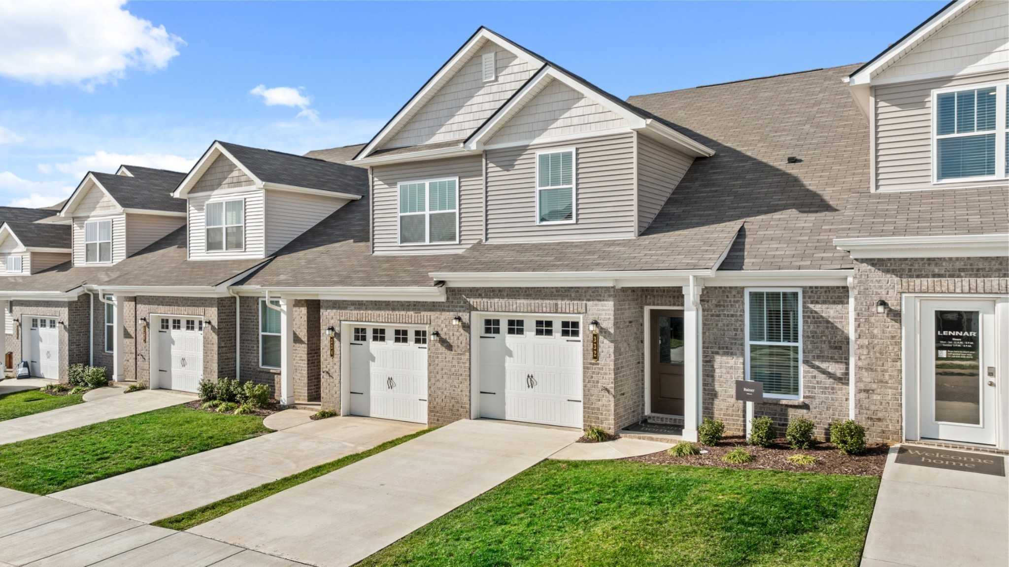 $387,490 - 3Br/3Ba -  for Sale in Sawgrass West, Spring Hill