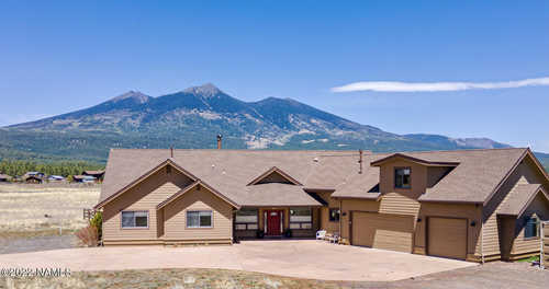 $1,475,000 - 4Br/3Ba -  for Sale in Flagstaff