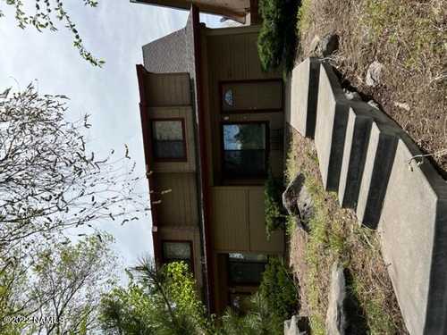 $405,000 - 3Br/2Ba -  for Sale in Flagstaff