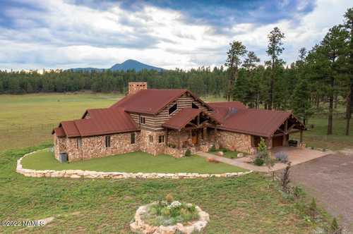 $5,200,000 - 3Br/3Ba -  for Sale in Williams