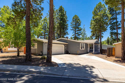 $460,000 - 3Br/2Ba -  for Sale in Flagstaff