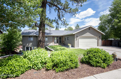 $895,500 - 4Br/3Ba -  for Sale in Flagstaff