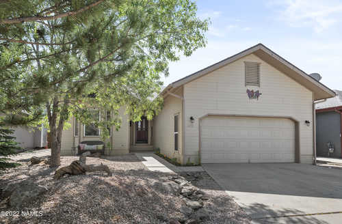 $675,000 - 3Br/2Ba -  for Sale in Flagstaff