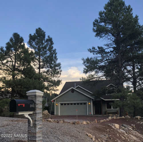 $740,000 - 3Br/3Ba -  for Sale in Flagstaff
