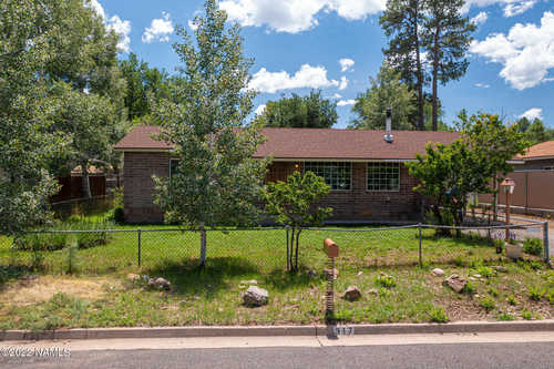 $425,000 - 3Br/1Ba -  for Sale in Flagstaff