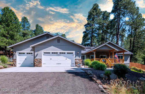 $999,900 - 4Br/Ba -  for Sale in Flagstaff