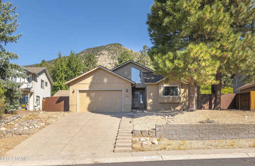 $625,000 - 3Br/Ba -  for Sale in Flagstaff