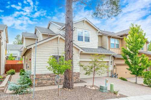 $709,000 - 3Br/Ba -  for Sale in Pinnacle Pines, Flagstaff