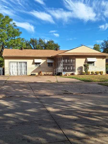 $274,995 - 4Br/2Ba -  for Sale in Hamilton Park 02, Dallas