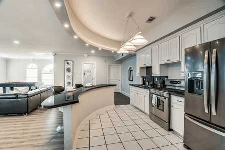 $1,225,000 - 6Br/5Ba -  for Sale in Town Oak, Dallas