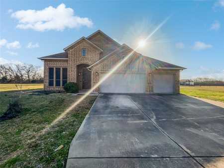 $565,000 - 3Br/3Ba -  for Sale in Mckinney Meadows Ph I, Mckinney