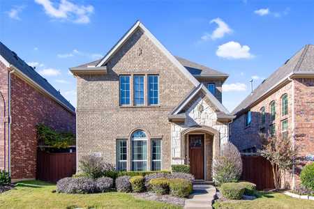 $534,500 - 3Br/3Ba -  for Sale in Ridgeview Villas, Plano