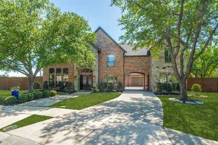 $1,075,000 - 5Br/4Ba -  for Sale in Bluffs Of Winding Creek, Mckinney