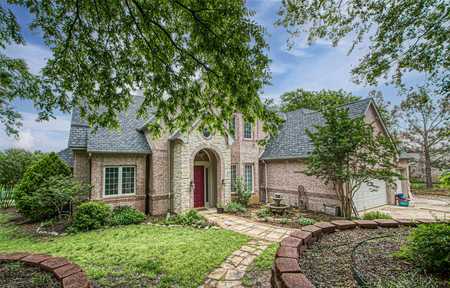 $849,900 - 4Br/3Ba -  for Sale in Sunrise Bay At Lake Lewisville, Little Elm