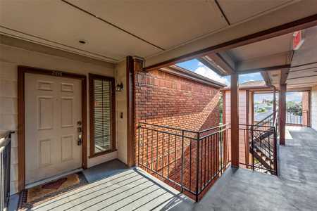 $485,000 - 2Br/2Ba -  for Sale in Charleston Square Condo, Dallas