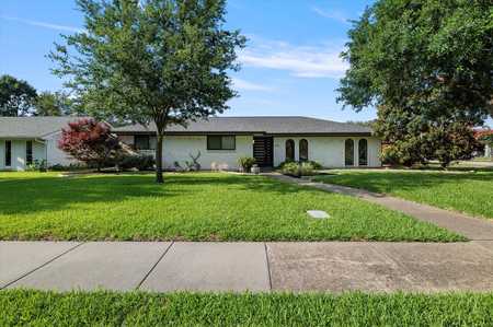 $600,000 - 4Br/2Ba -  for Sale in Creekdale Estates, Richardson