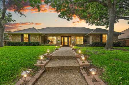 $499,000 - 4Br/3Ba -  for Sale in Prairie Creek Estates 3, Plano