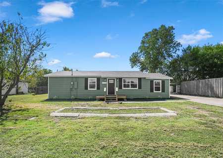 $269,900 - 3Br/2Ba -  for Sale in Martins East Village, Wylie