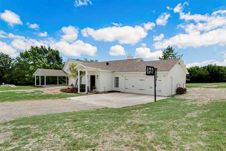 $775,000 - 4Br/3Ba -  for Sale in Ramon Rubio' Surv Abs #997, Van Alstyne