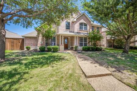 $674,990 - 5Br/5Ba -  for Sale in Heritage Village Ph 2, Frisco