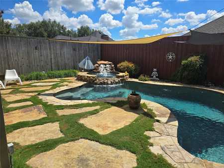 $580,000 - 4Br/3Ba -  for Sale in Los Rios Add Ph I, Plano